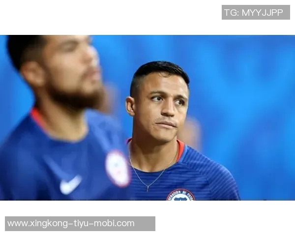 意媒报道齐尔克泽缺席曼联首练并点赞老乡马伦加盟罗马动态